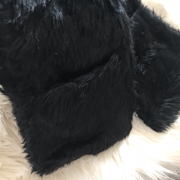 ❄️LAST3️⃣//BLACK FUR SCARF - Picture 5 of 7